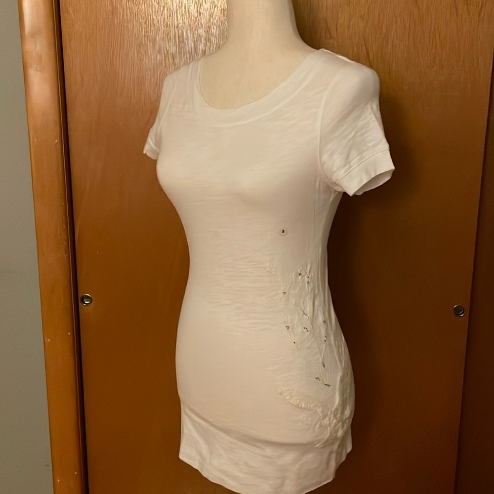 American Eagle white short sleeves T-shirt..Size S, embroidered flowers / eagle - Picture 6 of 17